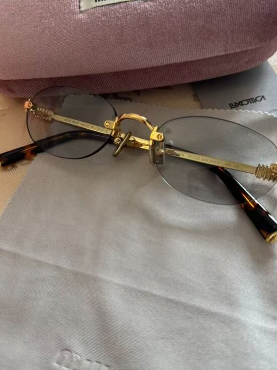 Miu Miu Rimless Oval Sunglasses Gold Frame – Worn Once - Picture 8 of 10